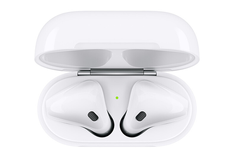 Earphones and Headphones (Apple)