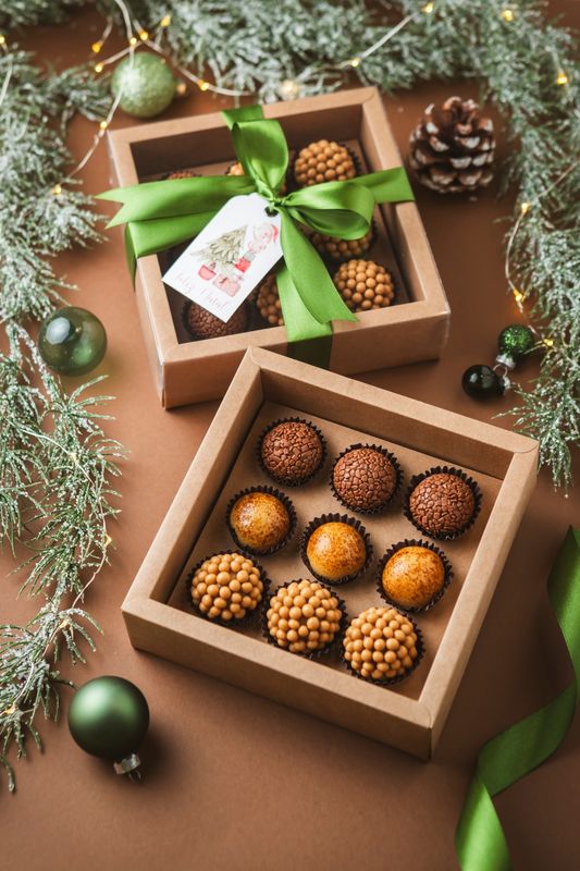 Caixinha com 09 Brigadeiros
