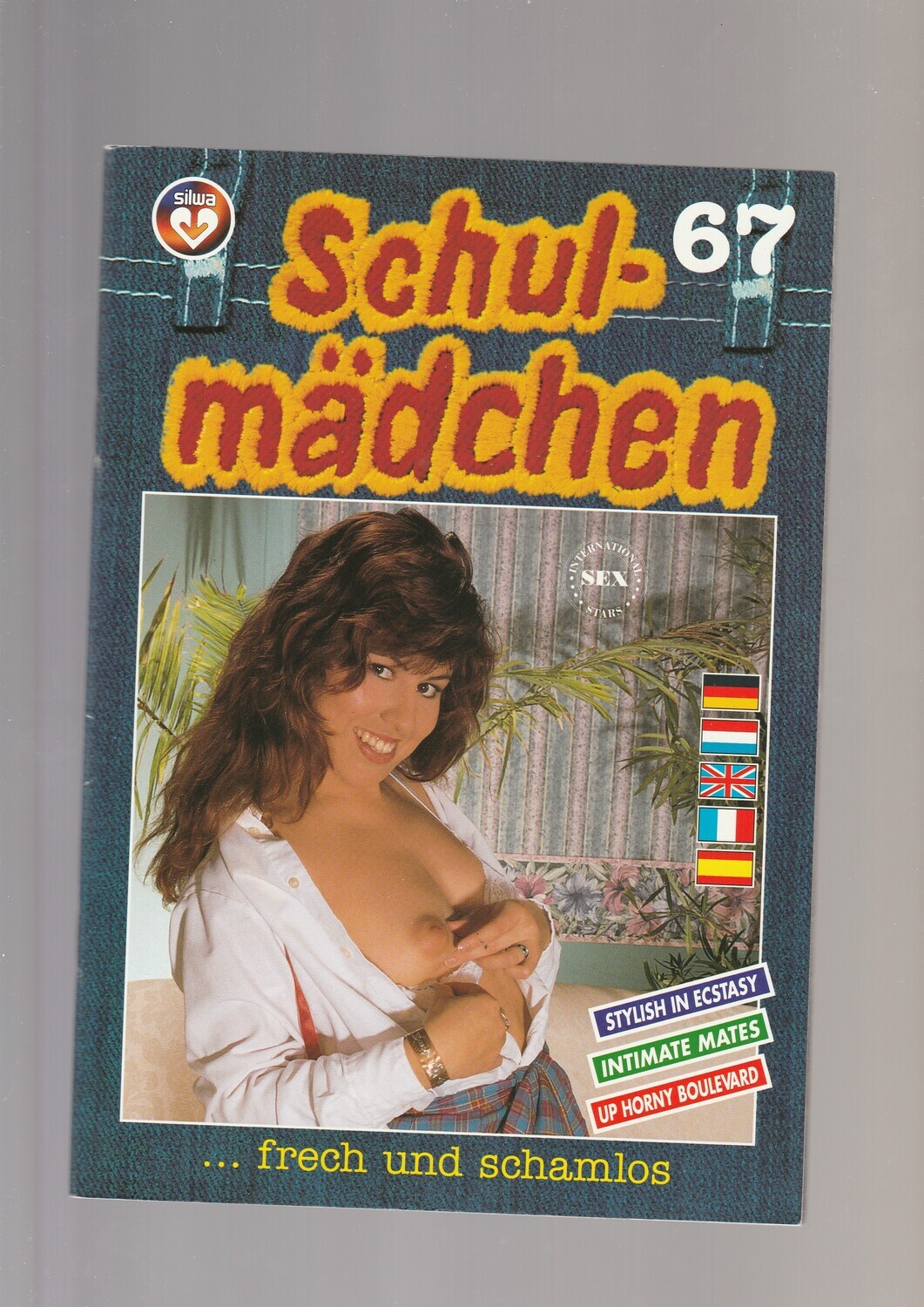 SCHULMÄDCHEN  67