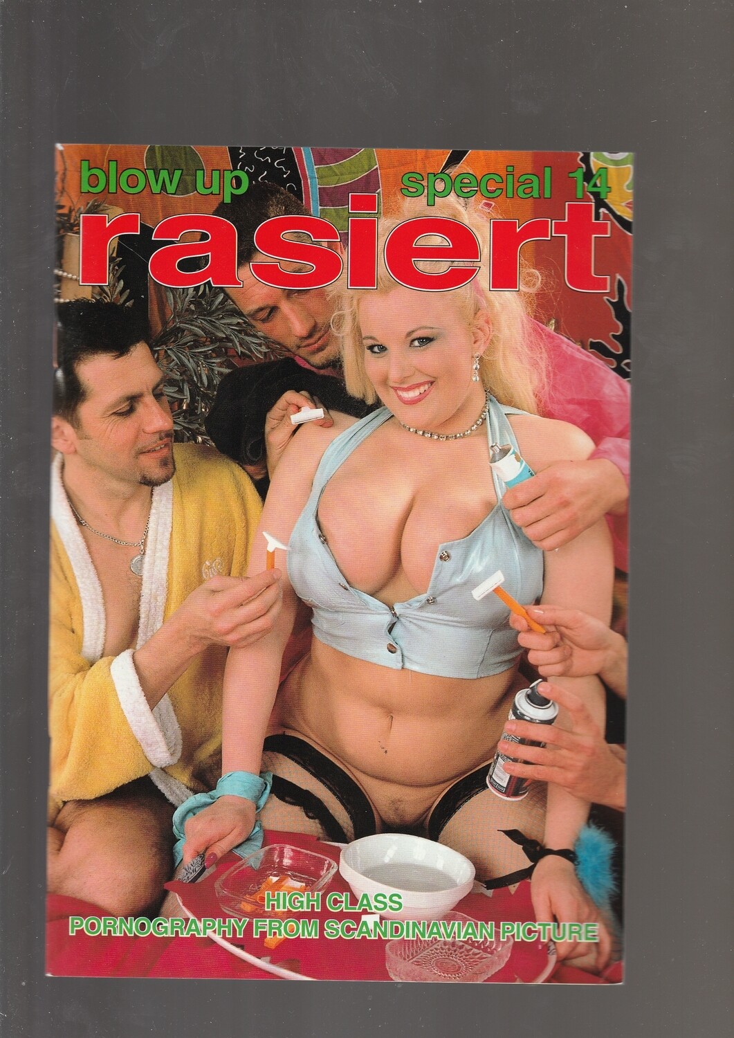 BLOW UP SPECIAL RASIERT  14