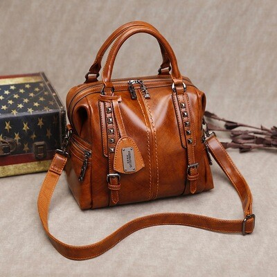 2023 Spring And Summer New Oily Portable Crossbody Fashion Women&#39;s Bag