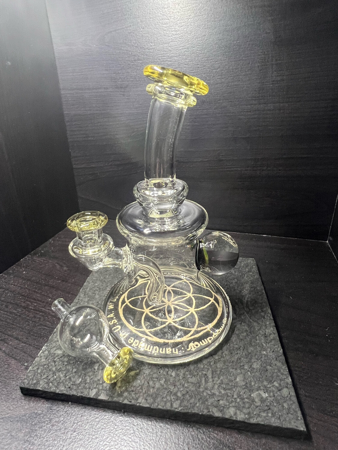 Gatez Glass 10mm Banger Hanger With Matching Bubble Cap (CFL Serum)