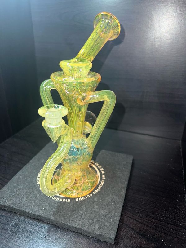 Kyle Amundsen Double Uptake Recycler Fully Worked Gold/silver Fume. 10mm Joint.