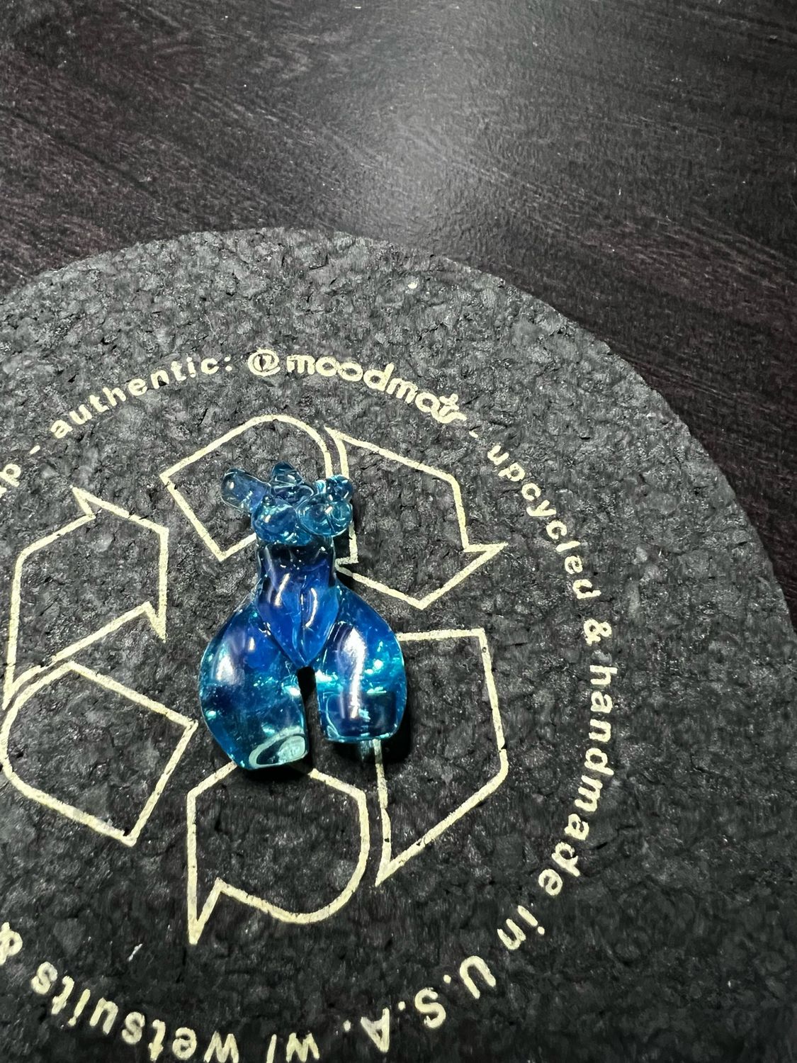 Lissamelts Torso Pendant