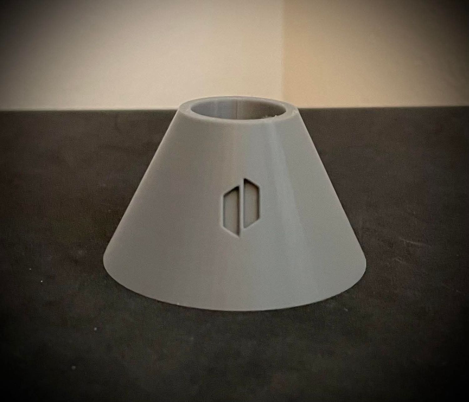 Pivot Stand By The Dabratory