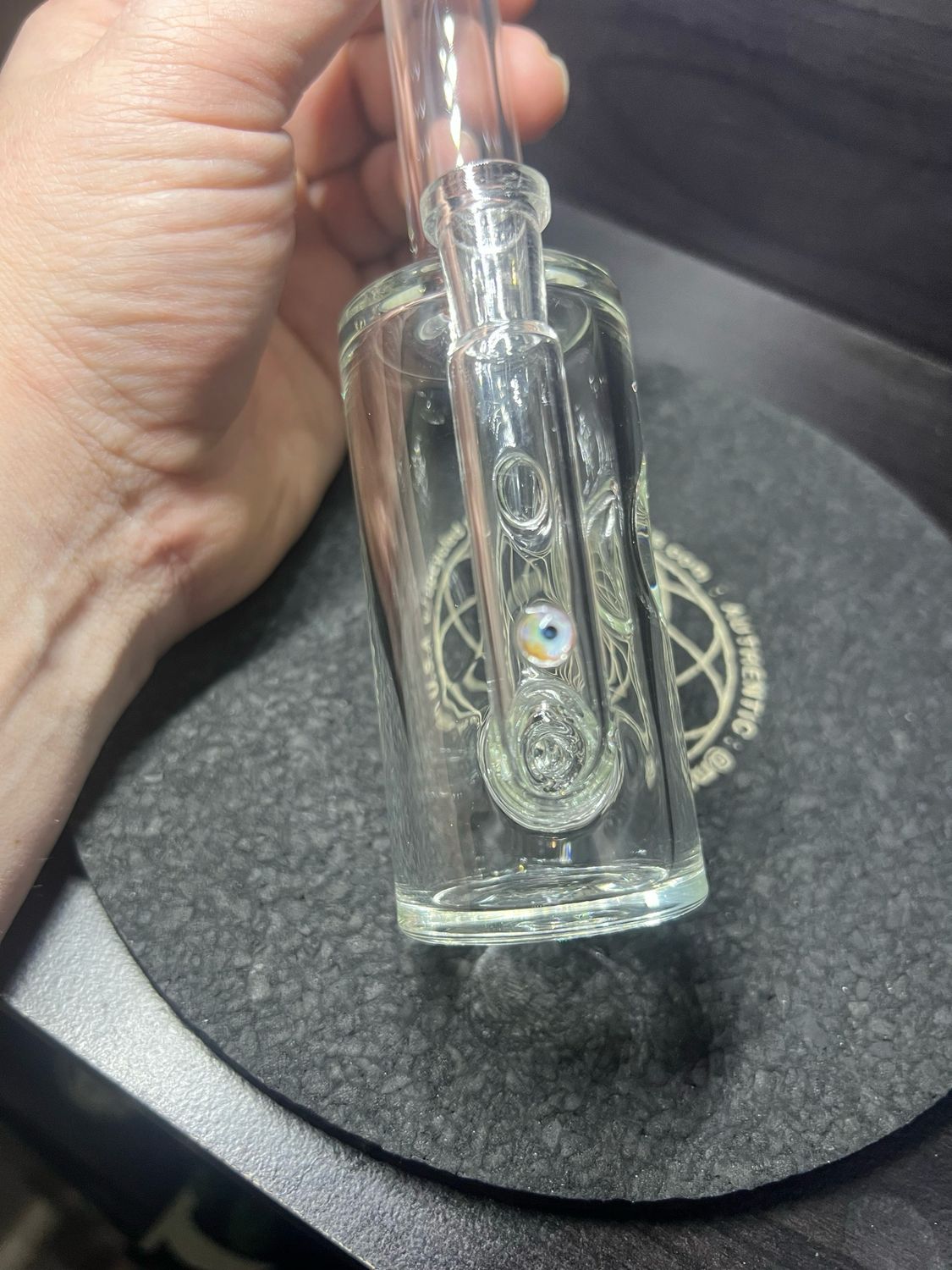 Mike Shelbo X Jebb Glass Fizzer 10mm 2 Hole Fixed Perc. Comes With a 3d Printed Stabilizing Base.