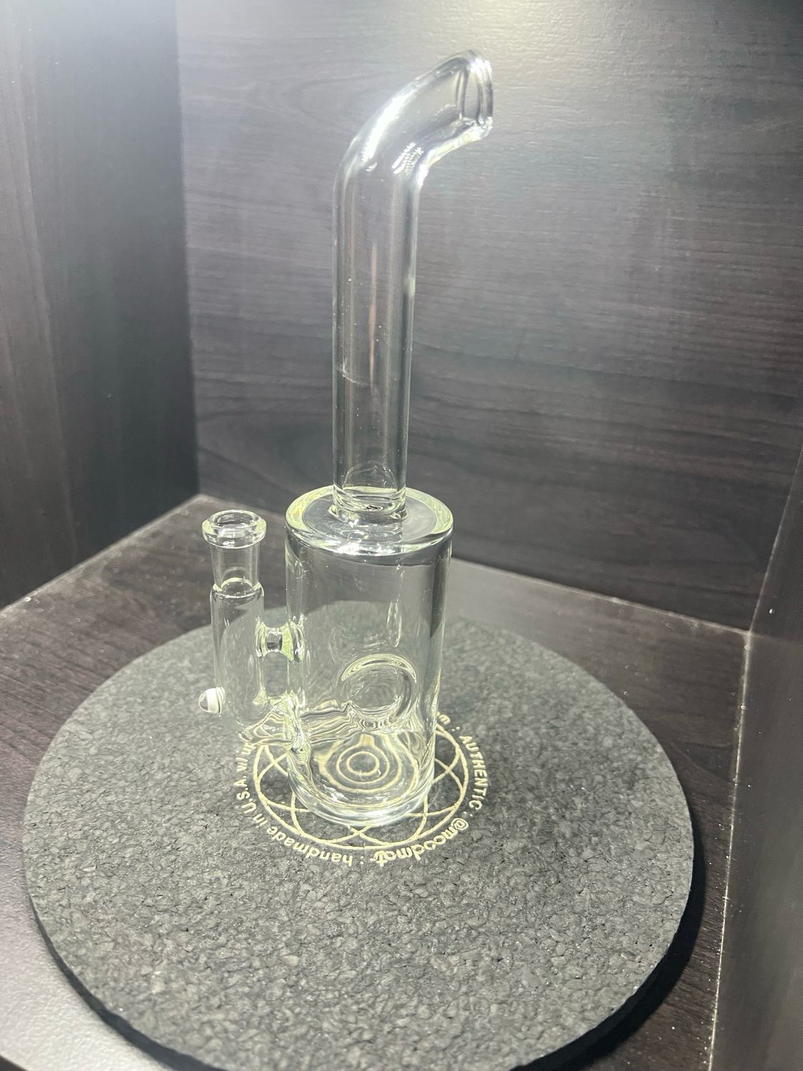 Mike Shelbo X Jebb Glass Fizzer 10mm 2 Hole Fixed Perc. Comes With a 3d Printed Stabilizing Base