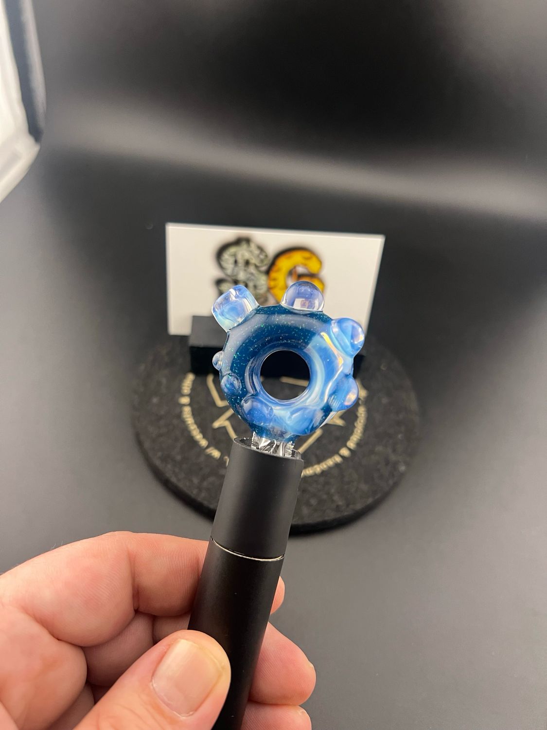 Snook Glass Pivot Topper