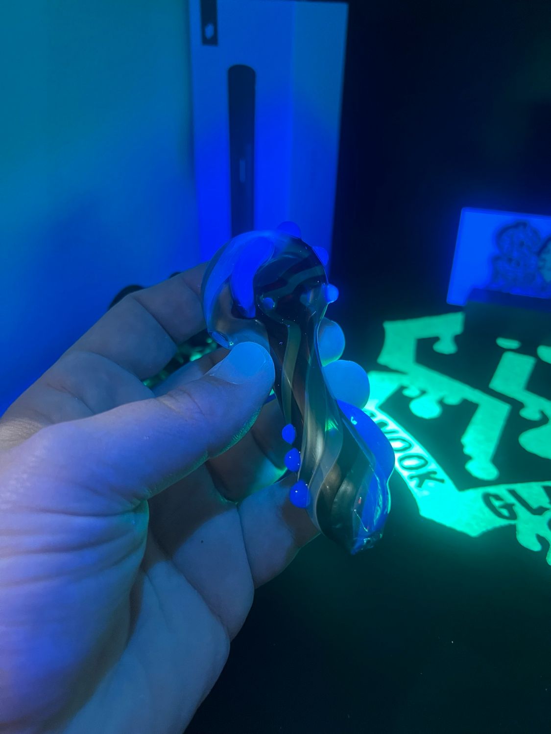 Snook Glass UV Spoon