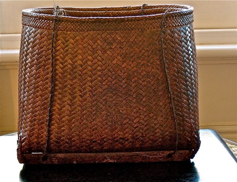 Antique Field Broad Basket_0001