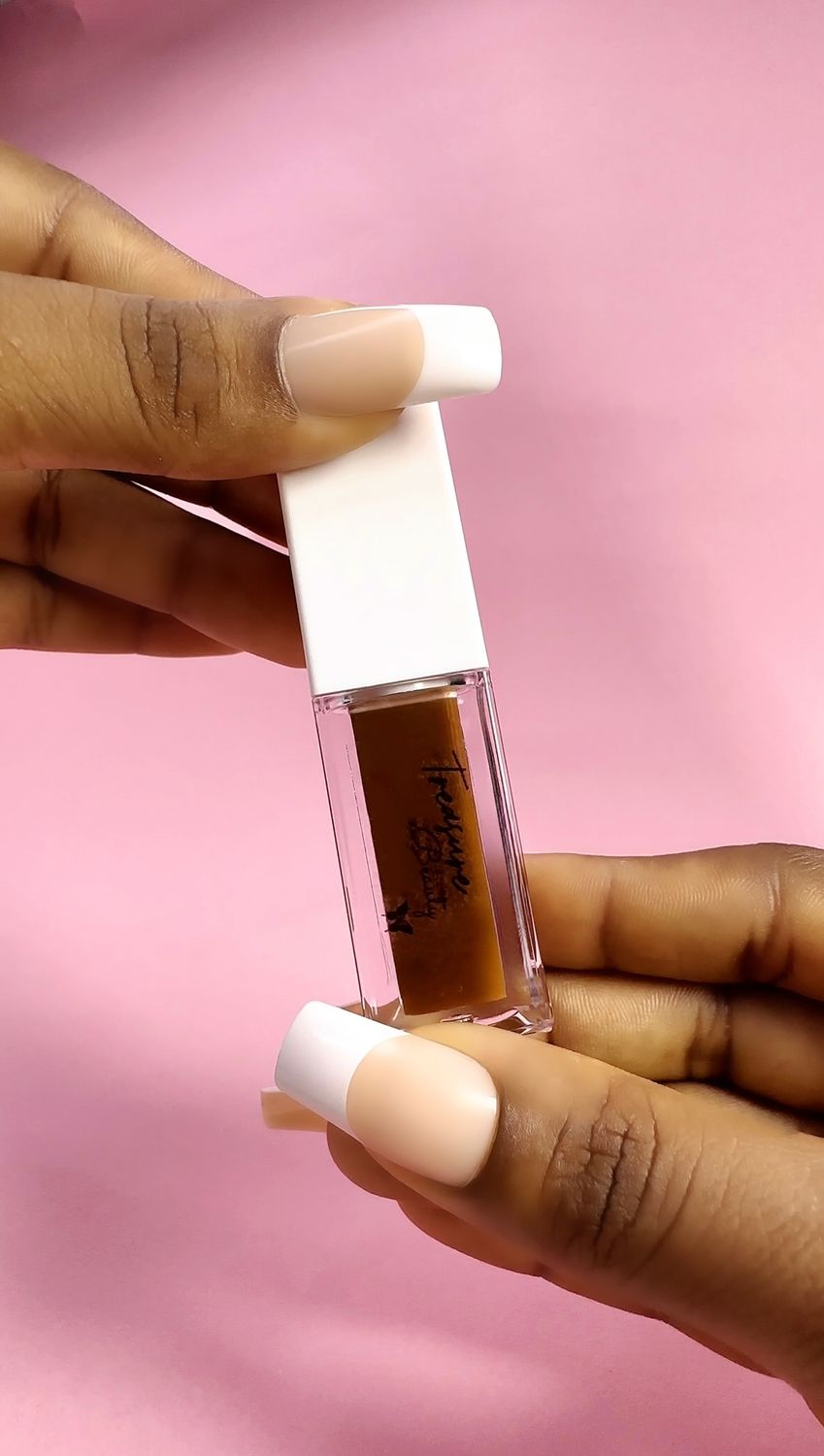BROWN LIPGLOSS
