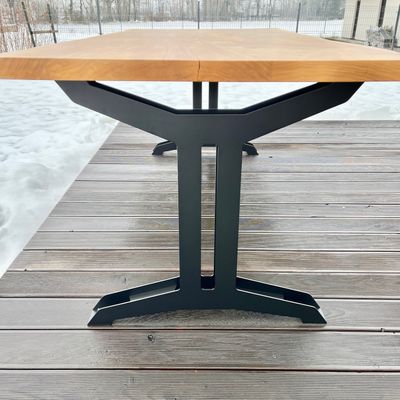 Designer Edition Tischbeine aus Stahl, Tischbeine in einzigartiger Form, handgefertigte Tischbeine, moderne Esstischbeine, Tischbeine aus Metall, N20