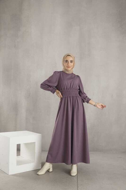 Kleid mit betonter Taille - Lila
(Größe: 36/38) Kleid mit betonter Taille - Lila
(Größe: 36/38)