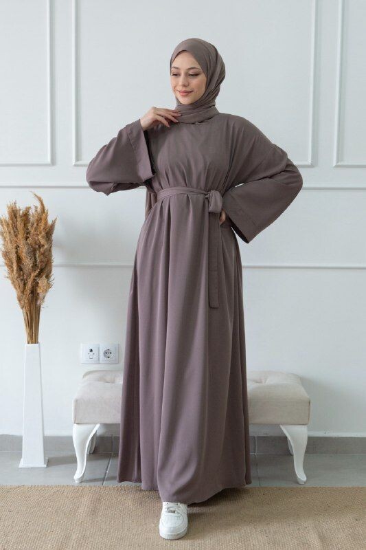 Abaya Mona - Taupe -
Größe 1 Abaya Mona - Taupe -
Größe 1