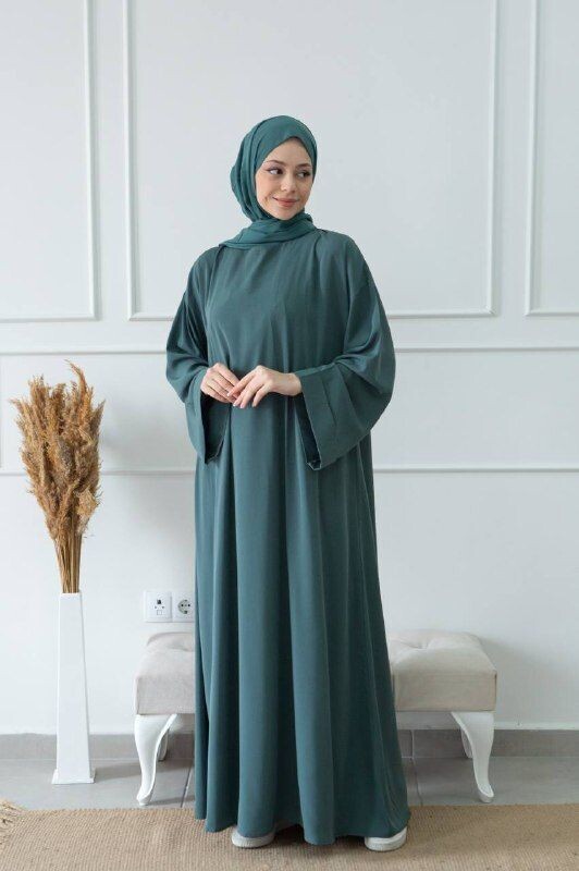 Abaya Mona - Türkis -
Größe 1 Abaya Mona - Türkis -
Größe 1