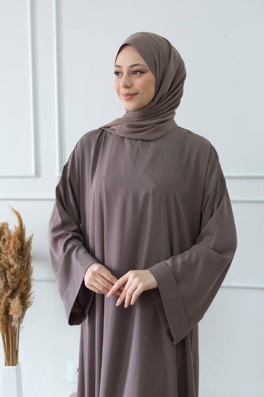 Abaya Mona - Taupe -
Größe 2 Abaya Mona - Taupe -
Größe 2