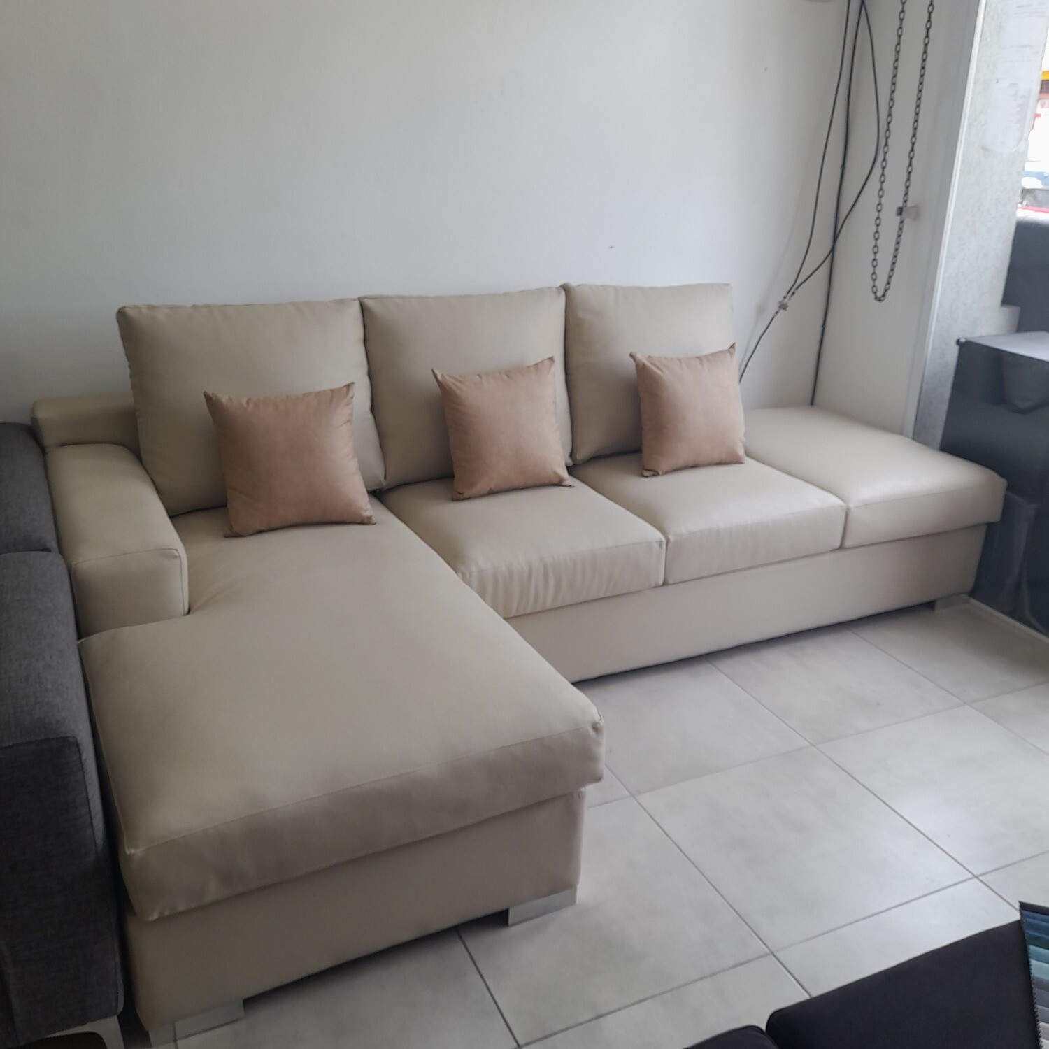 ESQUINERO LUXURY