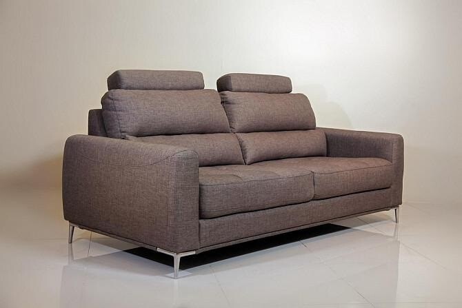 SILLON MONET CON CABEZAL Y PATAS DE ALUMINIO