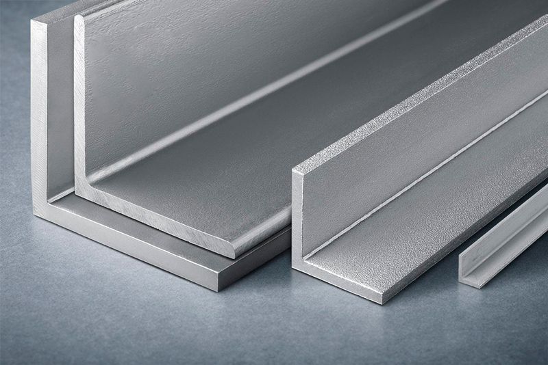 Vienāda atloka L-profils