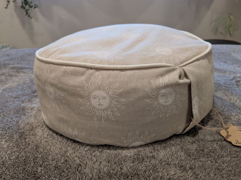 Zafu (cousin) de méditation lilas 31,8 x 15,2 cm