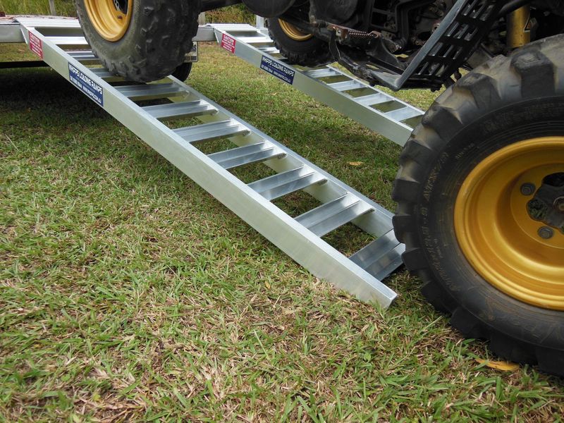 Non-Folding ATV & UTV Ramps - 2.4 metres long - 1 tonne capacity - Pair