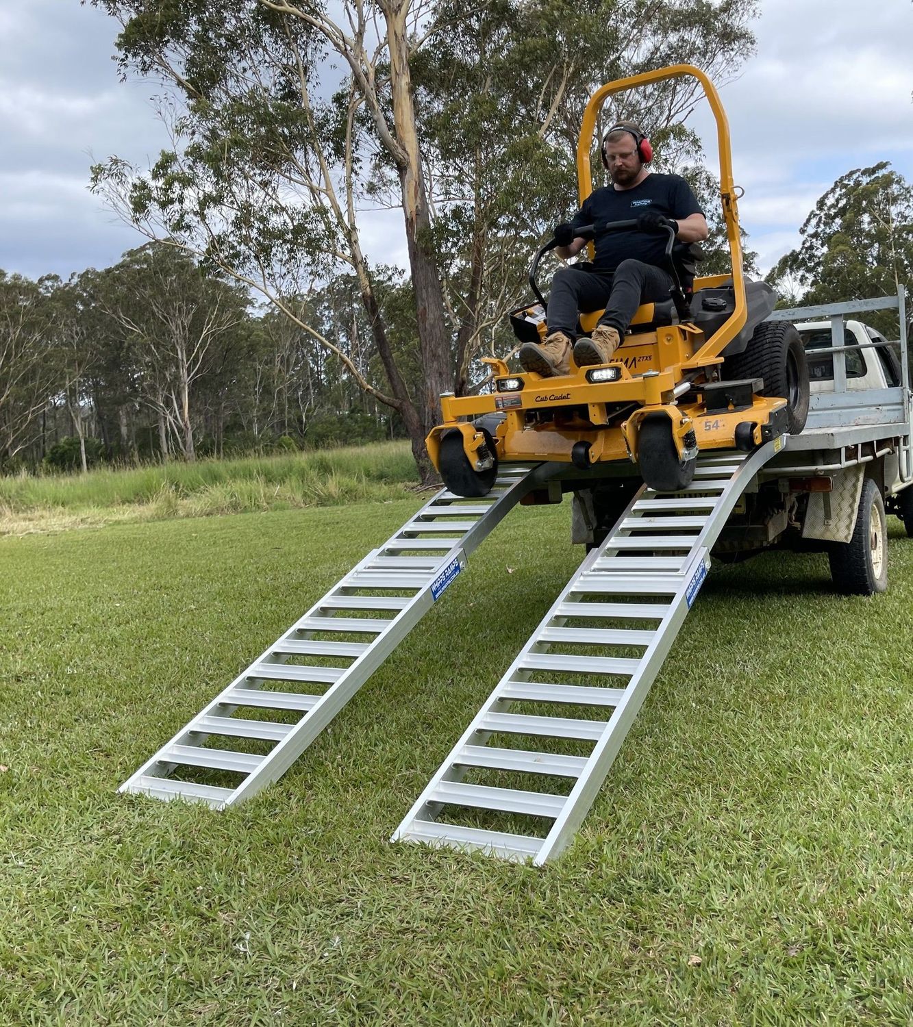 Machinery Ramps - 1.5 tonne capacity - 3 metres long - Pair
