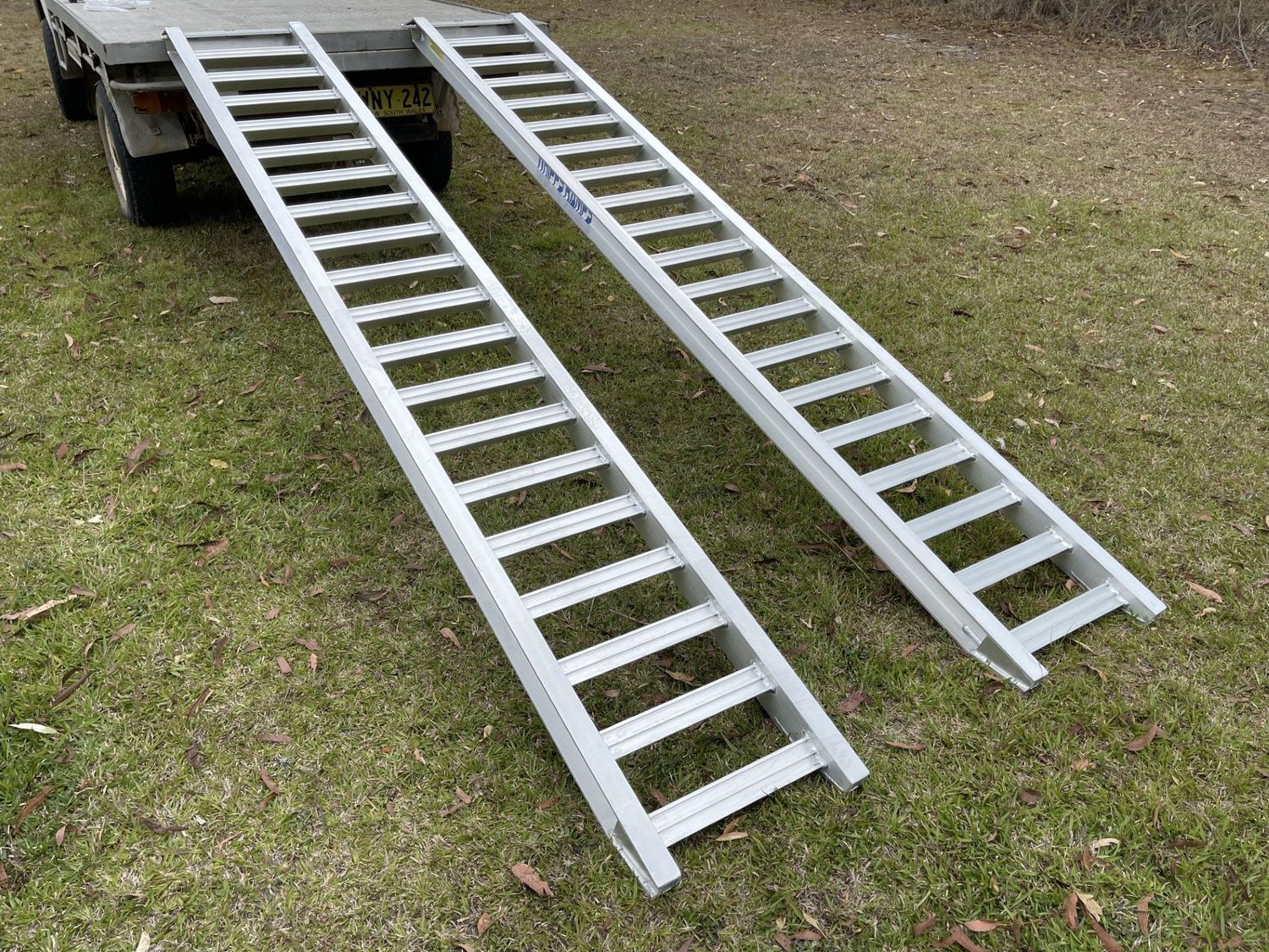 Machinery Ramps - 3.5 tonne capacity - 4.1 metres long - Pair