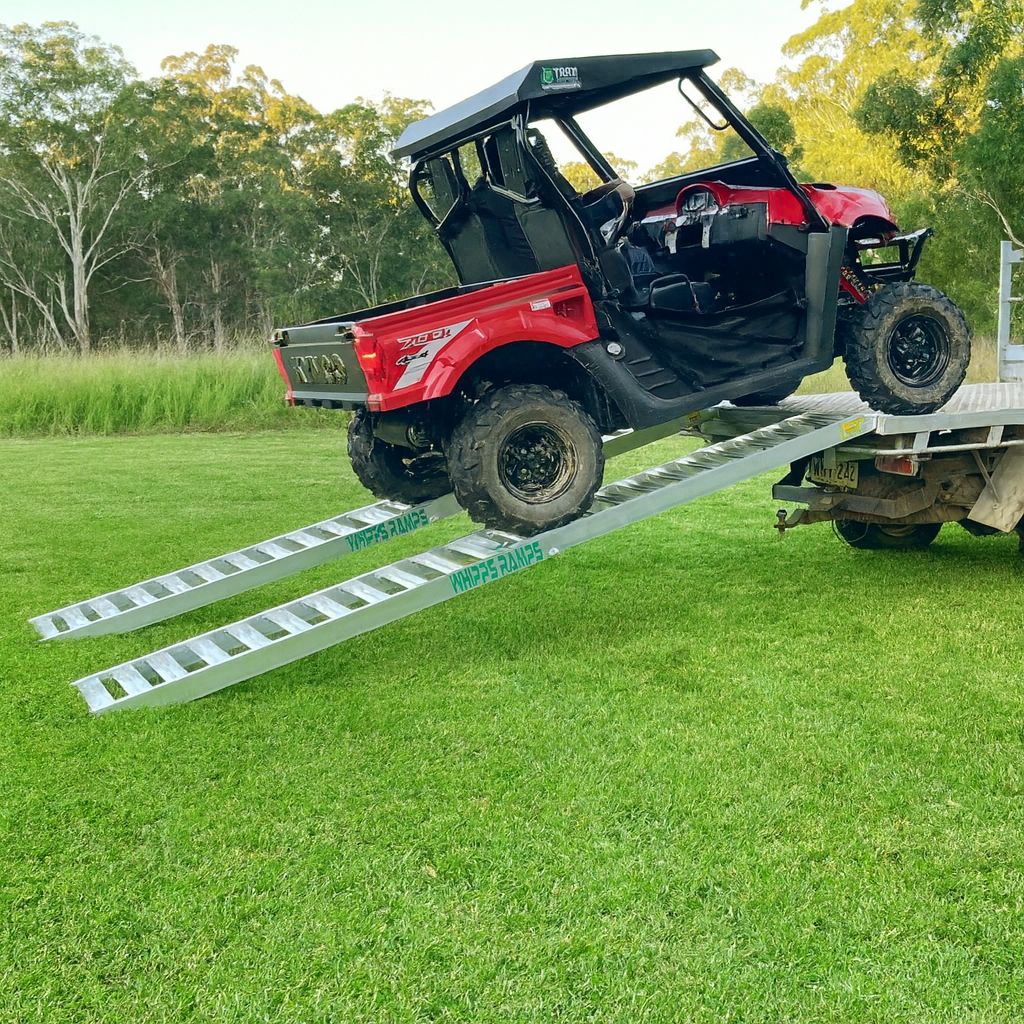 Folding ATV & UTV Ramps - 3.5 metres long - 1.5 tonne capacity - Pair