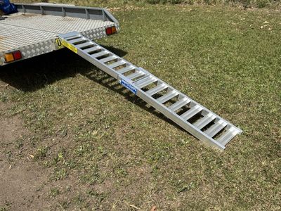 Folding Motorbike Ramp - 2.5 metres long - 500 kg capacity
