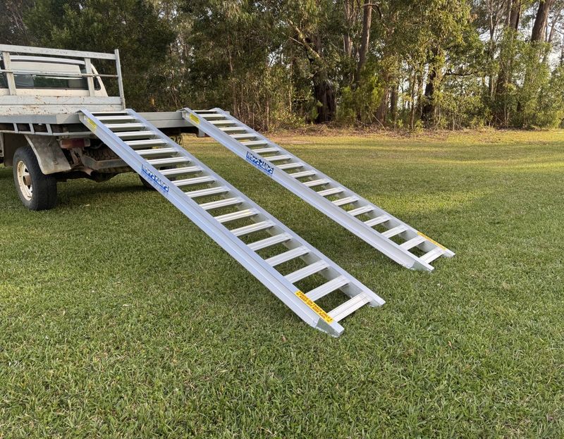 Whipps Ramps 2.5T Capacity - 3 Metres Long Aluminium Machinery Loading Ramps