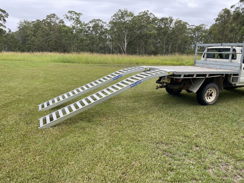 Whipps Ramps 3.5 Metres long - Heavy duty 1.5 tonne capacity aluminium mower loading ramps