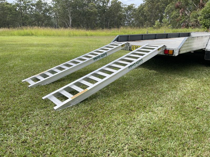 Whipps Ramps 4.5 tonne capacity 2.5 metres long aluminium trailer machinery loading ramps