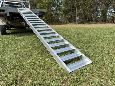 Non-Folding Motorbike Ramp - 3 metres long - 400 kg capacity Non-Folding Motorbike Ramp - 3 metres long - 400 kg capacity
