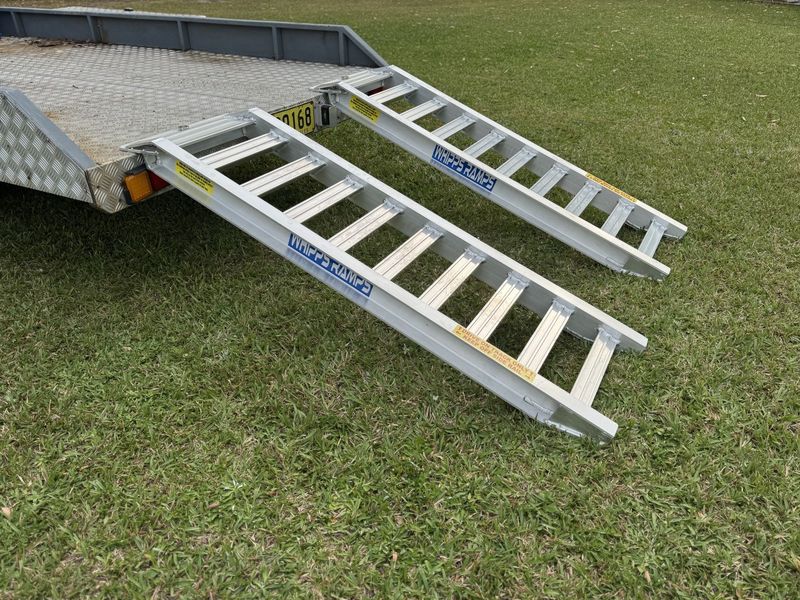 Whipps Ramps 4.5 tonne capacity 1.8 metres long aluminium trailer machinery loading ramps