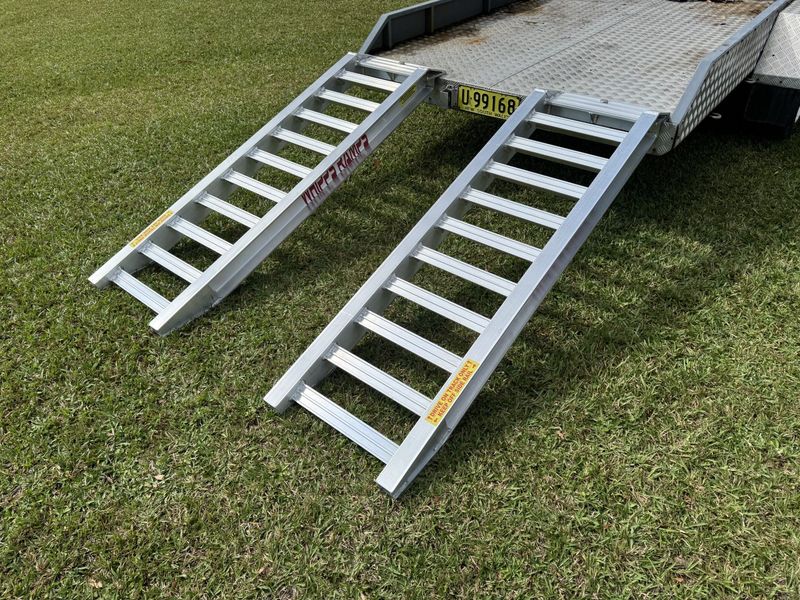 Whipps Ramps 6.5 Tonne Capacity - 2 metres long Aluminium Machinery excavator plant trailer loading ramps 