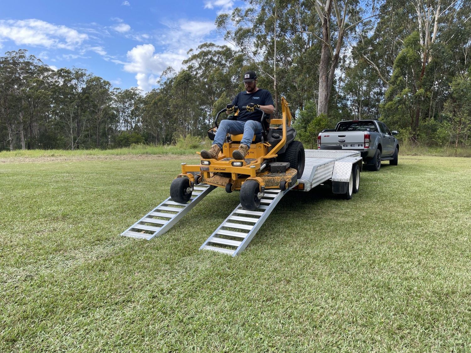 2.3M Aluminium Zero Turn Mower Loading Ramps - 1 tonne capacity - prices from $510 inc GST 2.3M Aluminium Zero Turn Mower Loading Ramps - 1 tonne capacity - prices from $510 inc GST