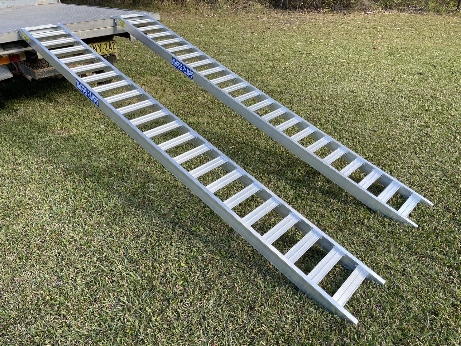 1.5 tonne loading ramps - 3.5m Aluminium Excavator & Machinery Ramps - Prices from $1080 inc GST 1.5 tonne loading ramps - 3.5m Aluminium Excavator & Machinery Ramps - Prices from $1080 inc GST