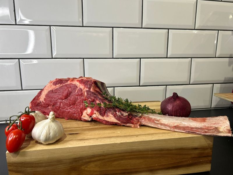 Tomahawk Steak