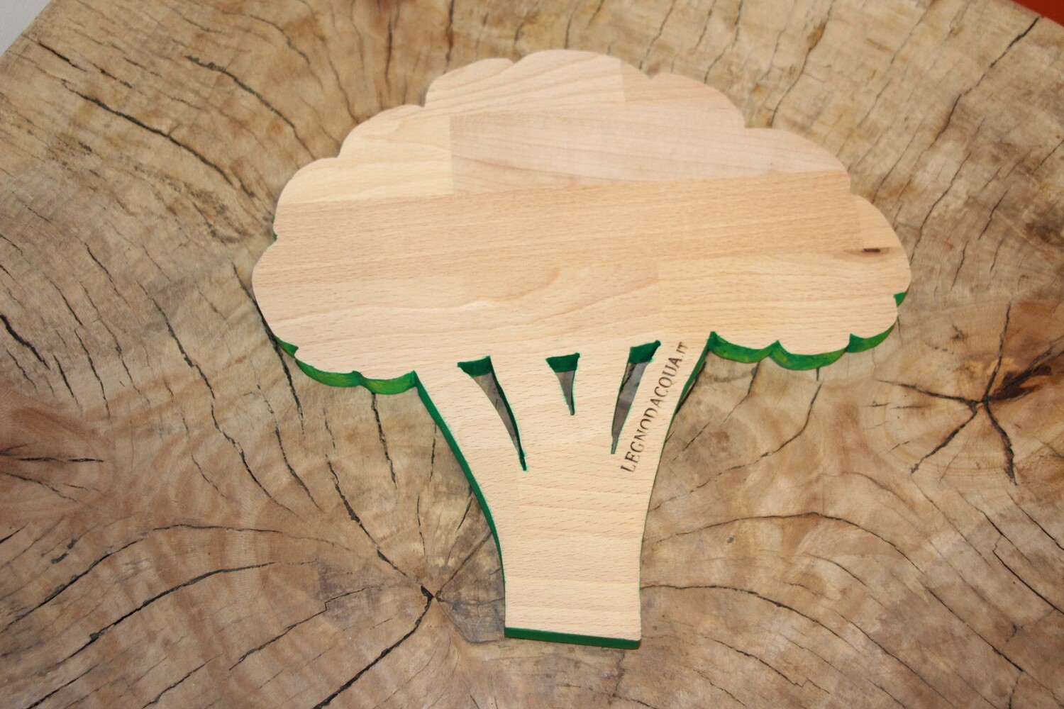 TAGLIERE A FORMA DI BROCCOLO