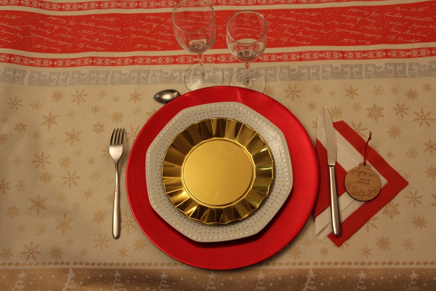 SEGNAPOSTO A TAVOLA