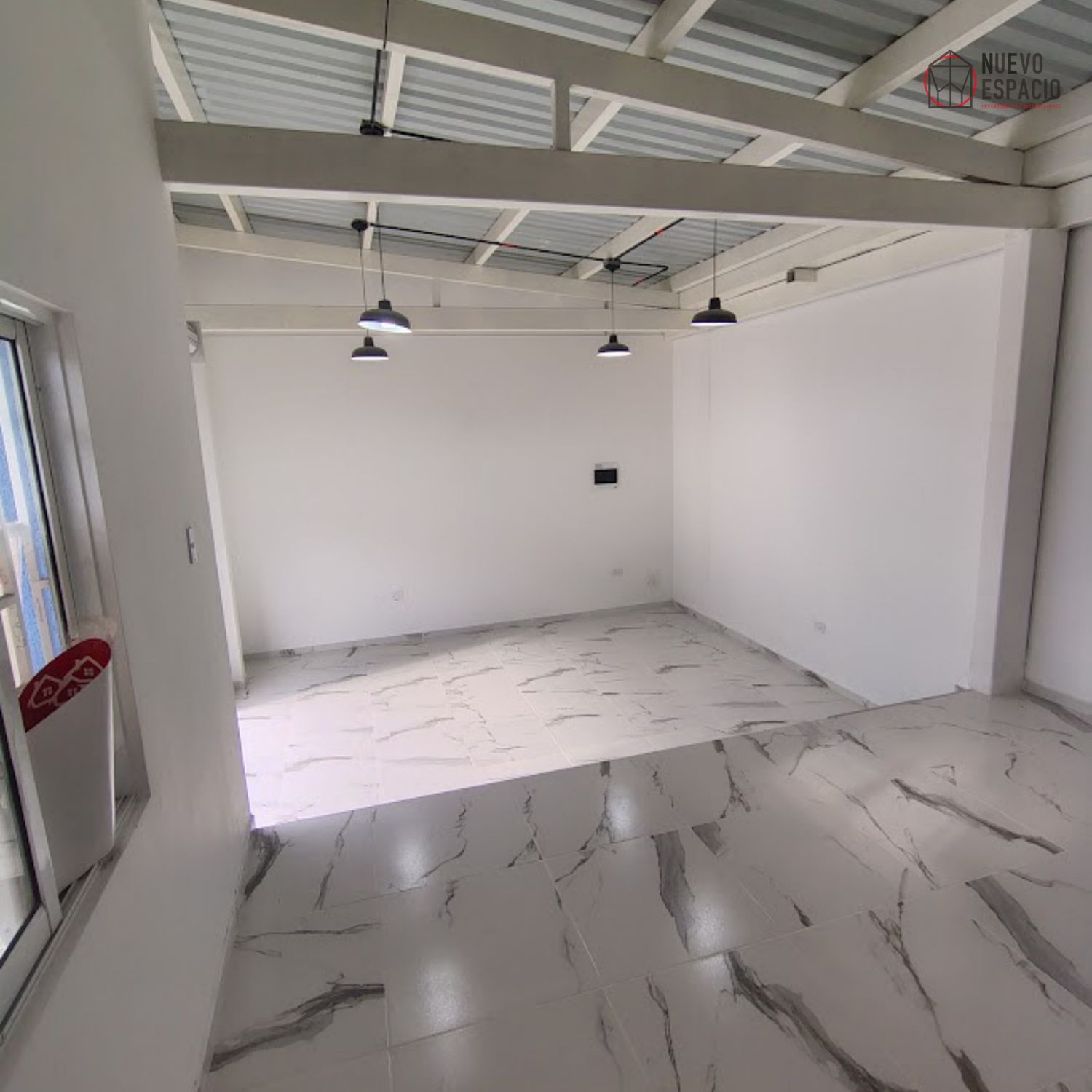 Arriendo Local Comercial Ibagué  -  La pola