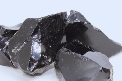 OBSIDIANA NEGRA EN BRUTO