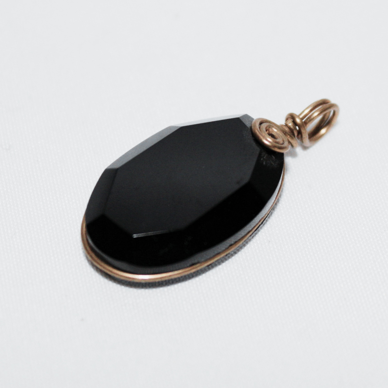 DIJE OBSIDIANA NEGRA