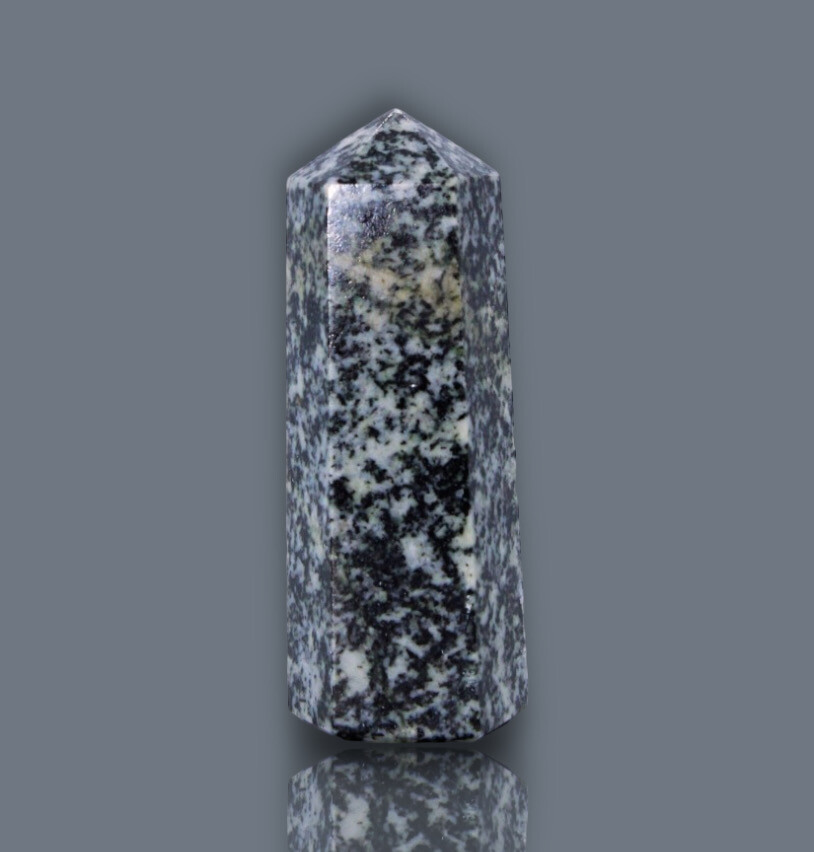 PUNTA GENERADORA CUARZO CON TURMALINA 7cm