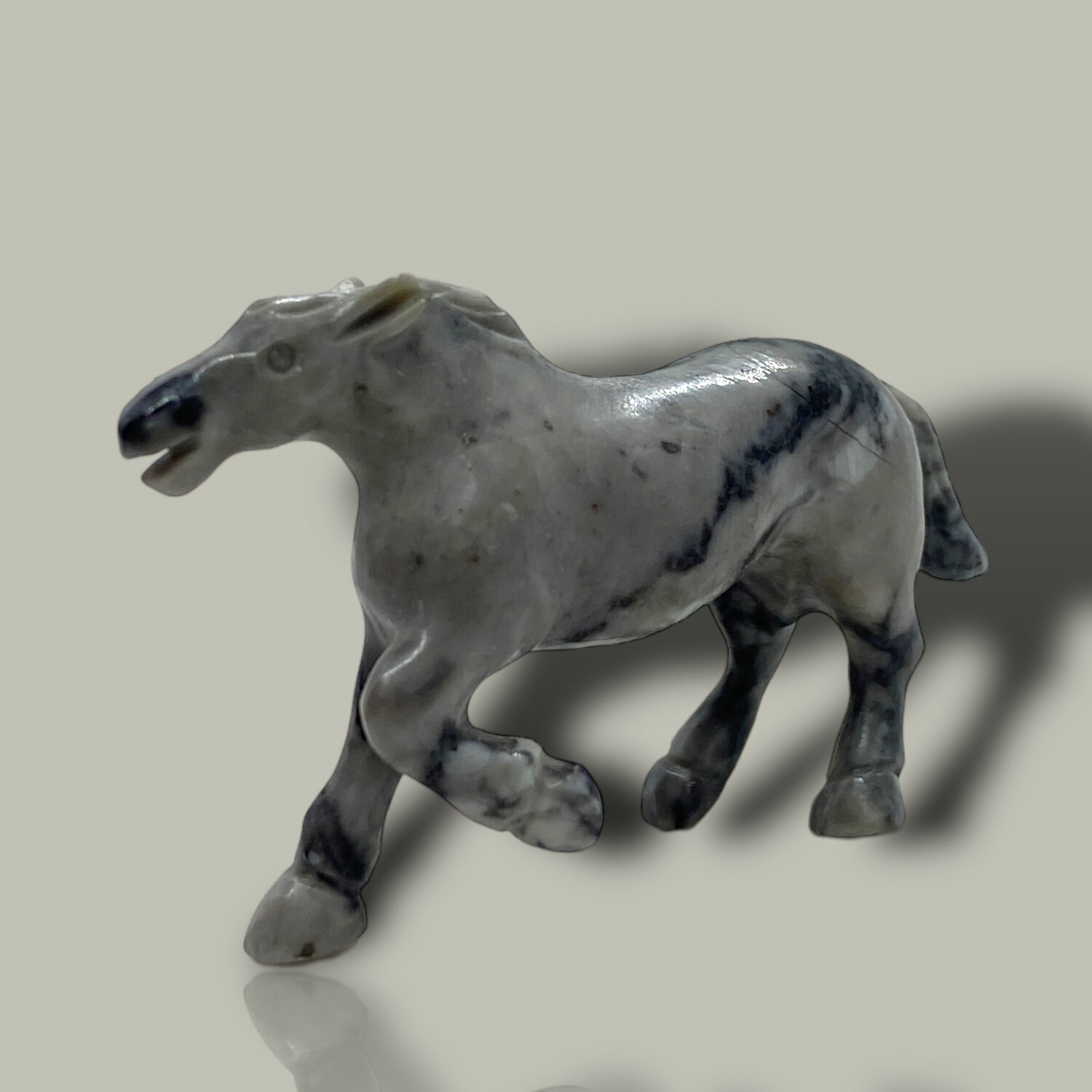 CABALLO MARMOL