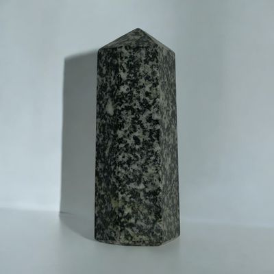 PUNTA GENERADORA CUARZO CON TURMALINA 7.3cm