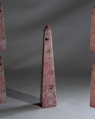 OBELISCO DE RODONITA 14cm