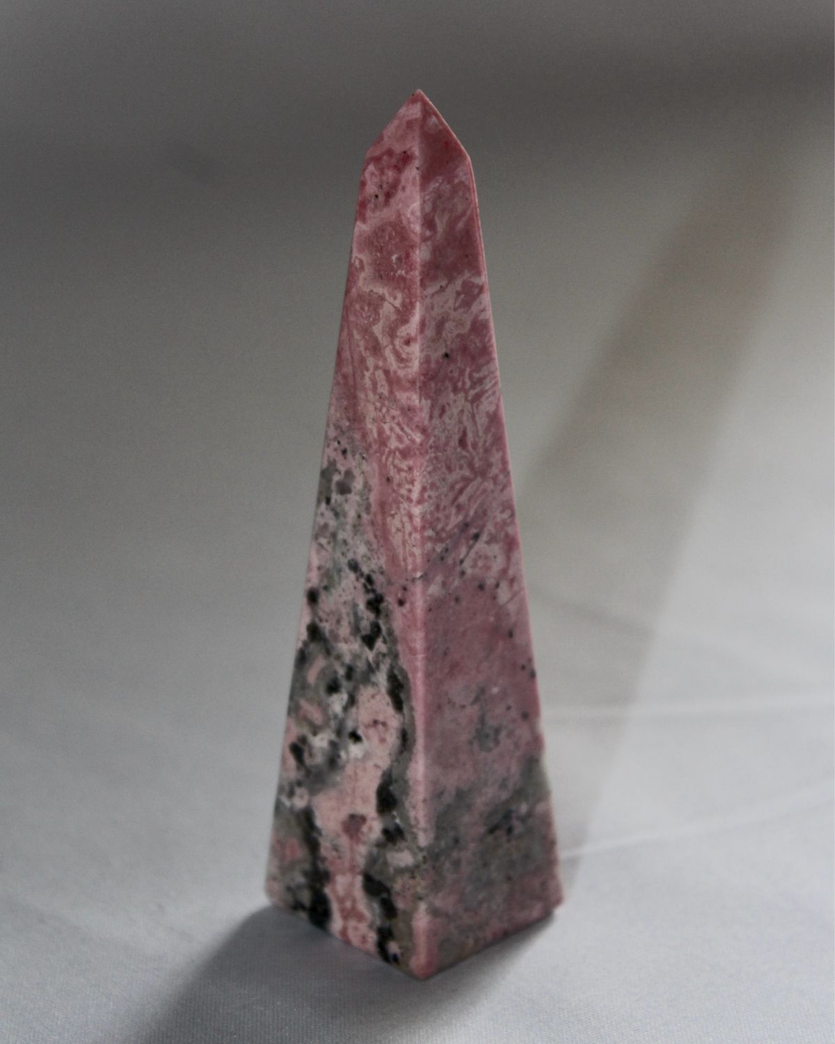 OBELISCO DE RODONITA 10cm