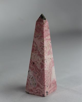 OBELISCO DE RODONITA 7.5cm