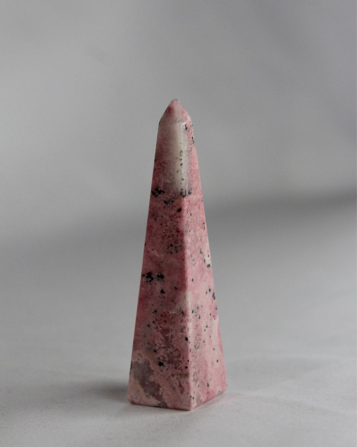 OBELISCO DE RODONITA 8cm